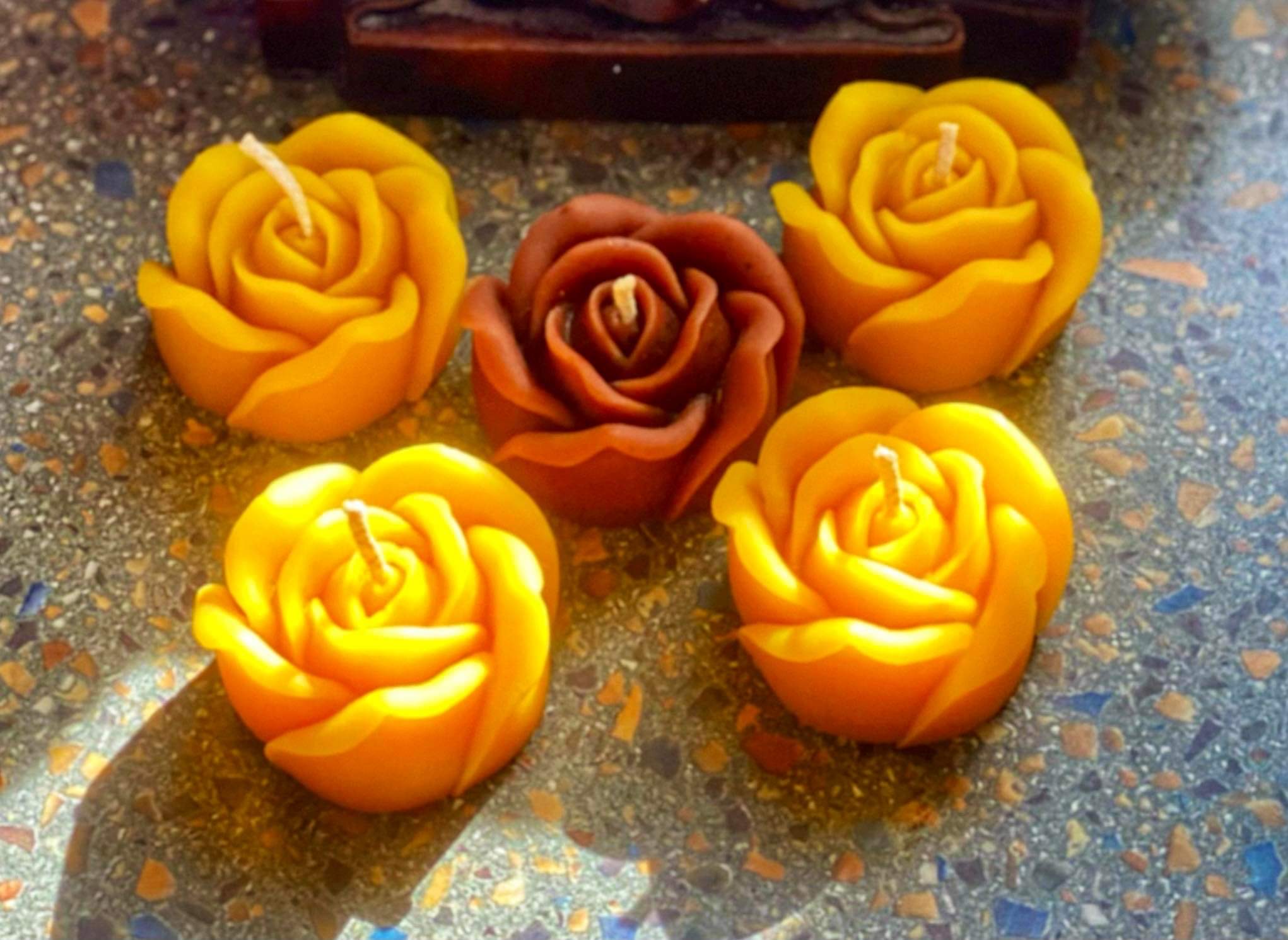 Rose Bloom Candle - Image 3